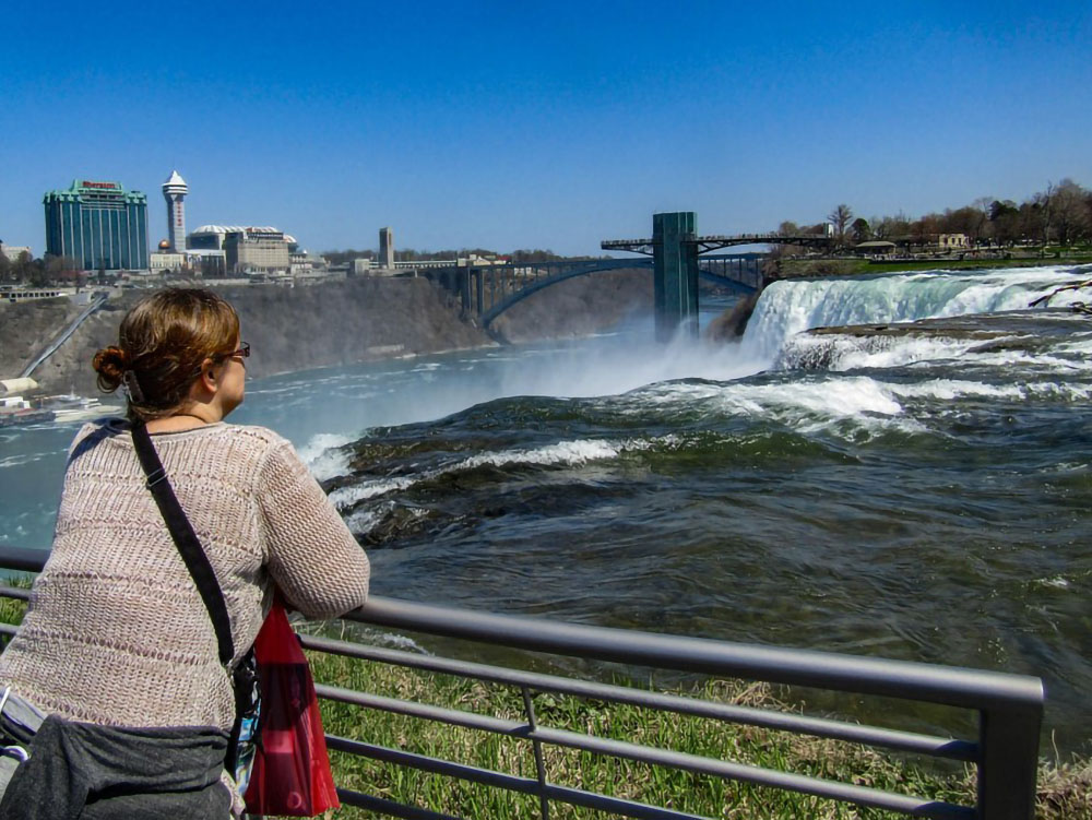 Melihat Indahnya Niagara Falls Sambil Menikmati Bermain Judi Casino Di Ontario